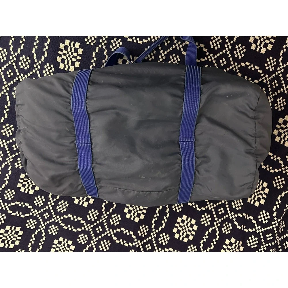 Nike vintage duffel